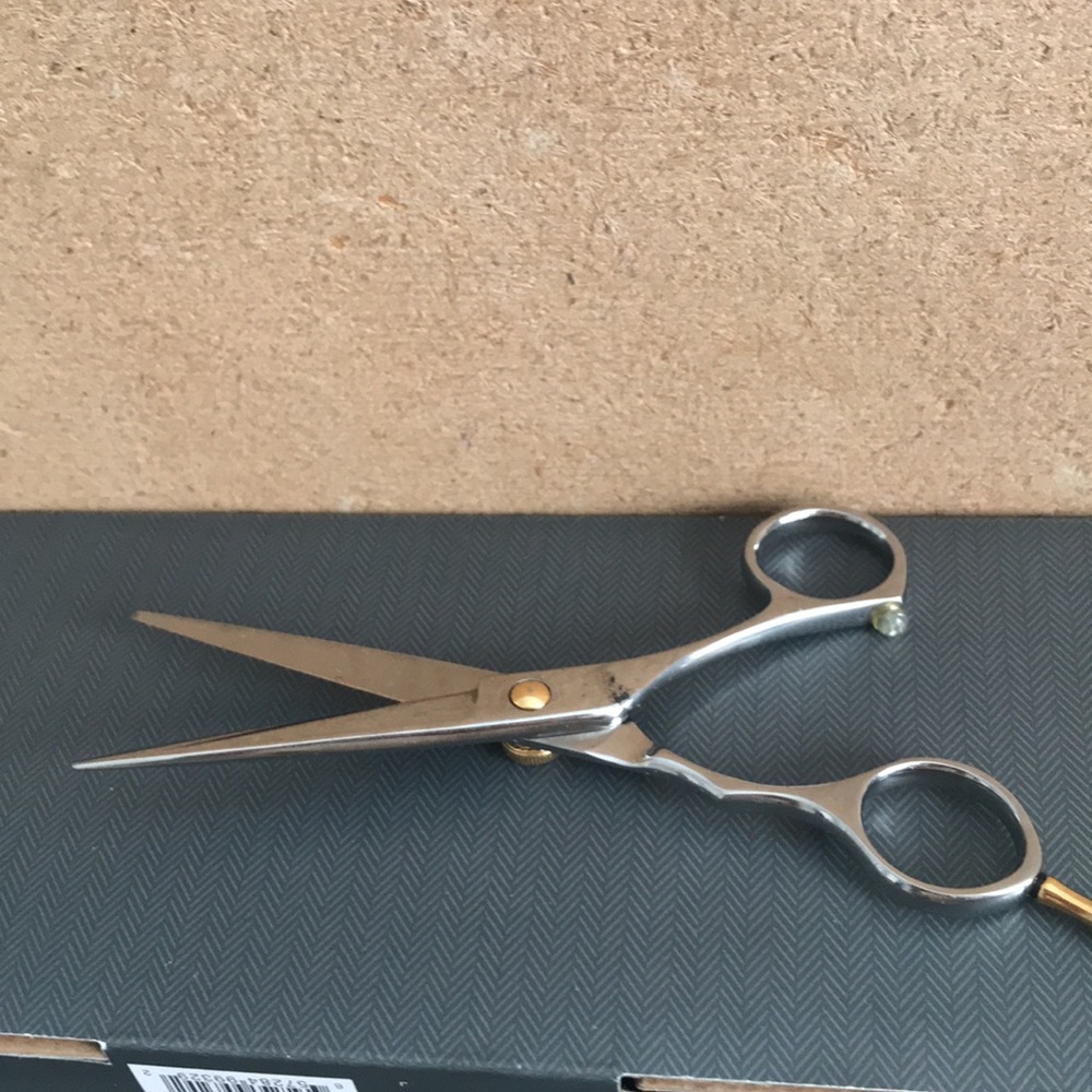 Satin Edge Professional Scissors - Picture 3 of 3
